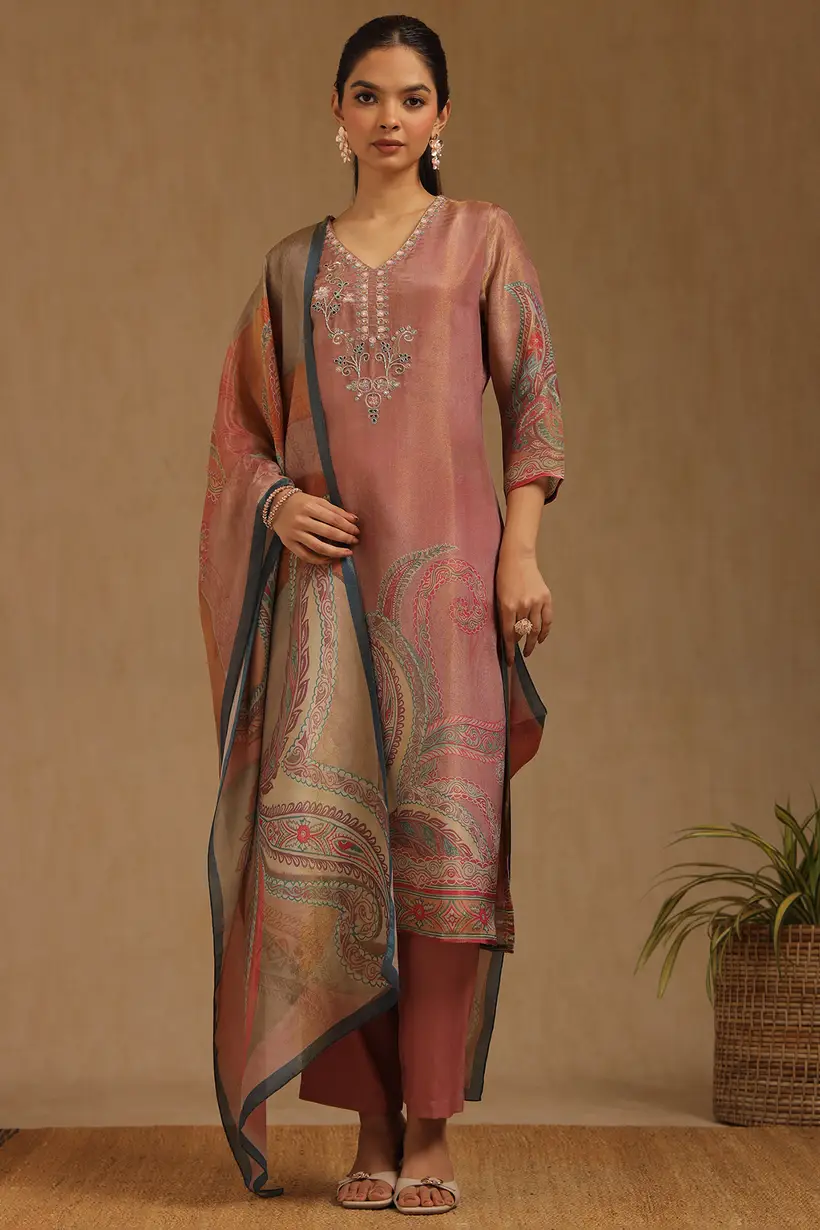 Mauve Viscose Blend Embroidered Suit Set With Cutdana